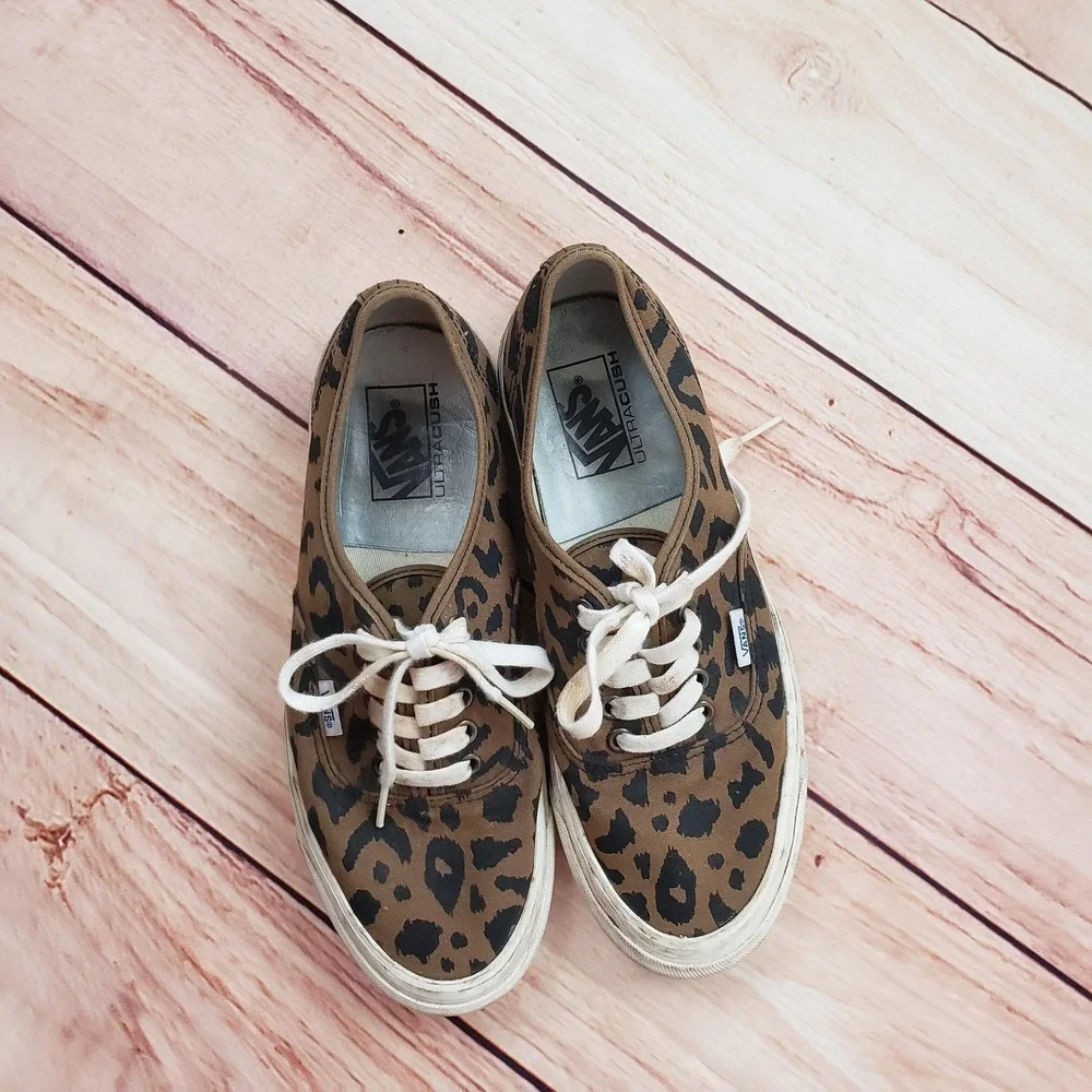 Vans Shoes Mens Size 9 Leopard Print UltraCush 44 Lace Up Canvas Skate Sneakers - Picture 2 of 10